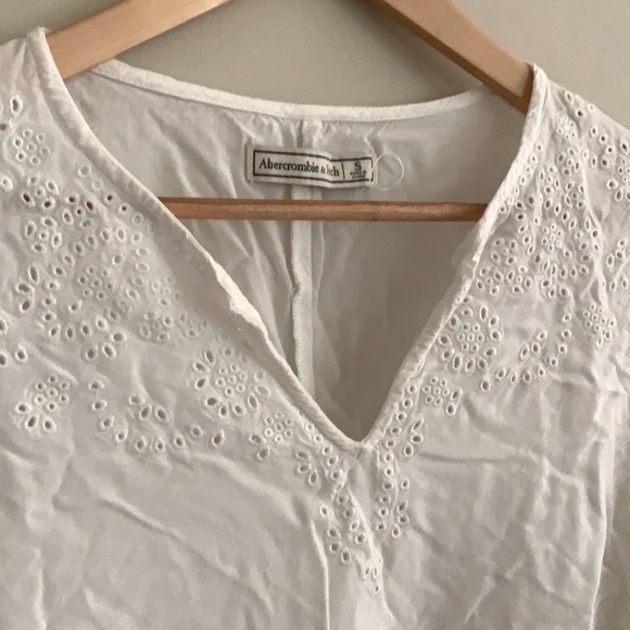 NWOT Abercrombie and Fitch Shirt - Picture 2 of 3